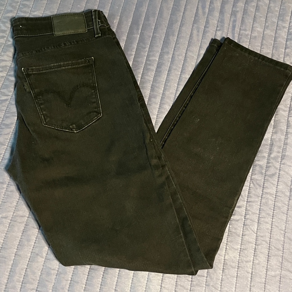 Levi's Women's Black Ankle Jeans